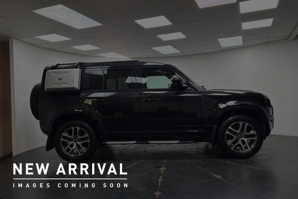 Land Rover Defender 110 D250 Xs Edition Black #3