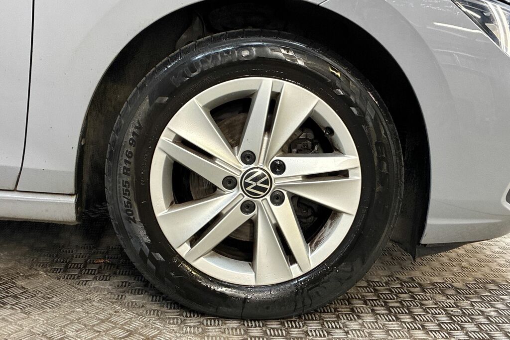 Volkswagen Golf 1.5 Tsi Life ST22XDL Grey #5