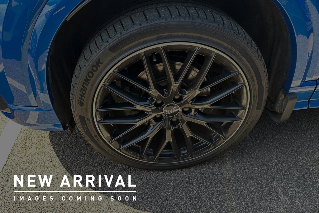 Audi Q2 Black Edition 35 Tfsi 150 Ps 6-Speed Blue #5