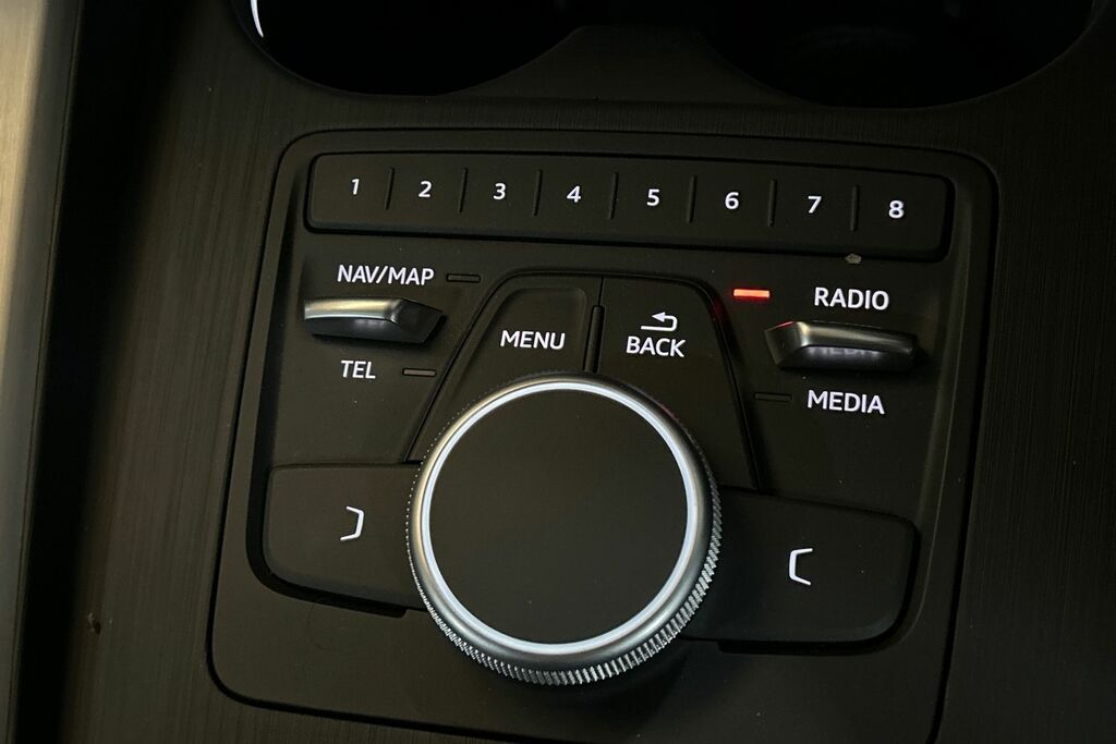 Audi A4 Tdi Sport Black #24