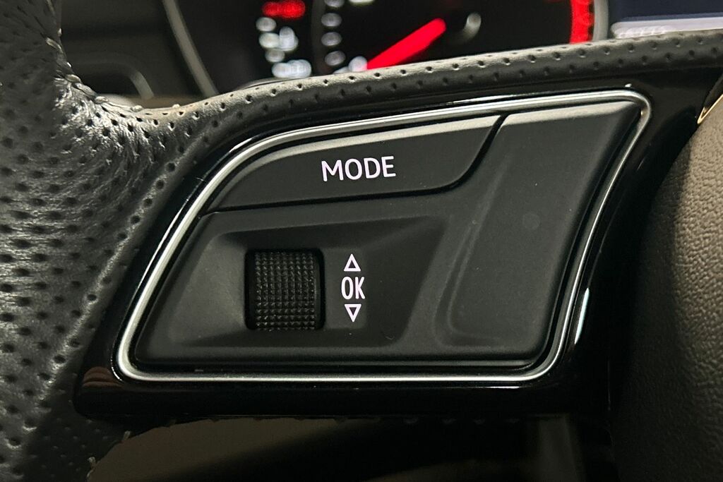 Audi A4 Tdi Sport Black #8
