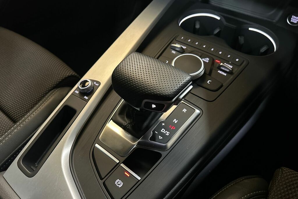 Audi A4 Tdi Sport Black #19