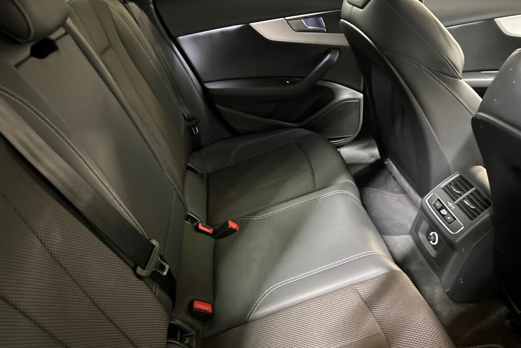 Audi A4 Tdi Sport Black #17