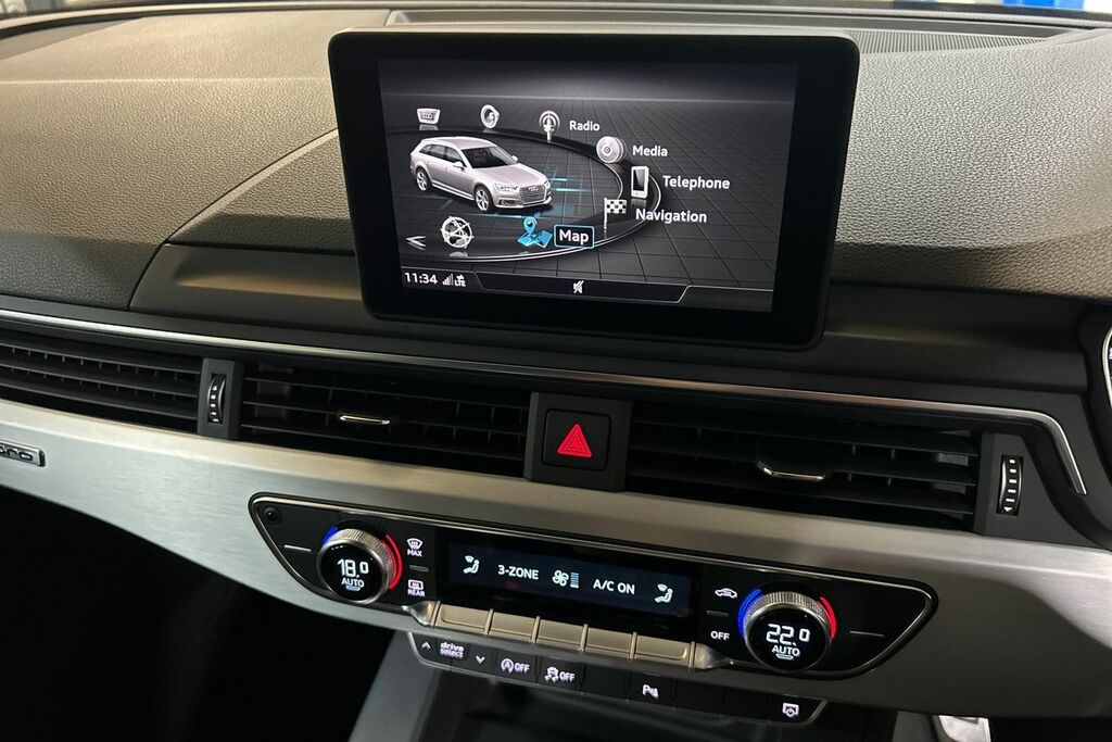 Audi A4 Tdi Sport Black #26