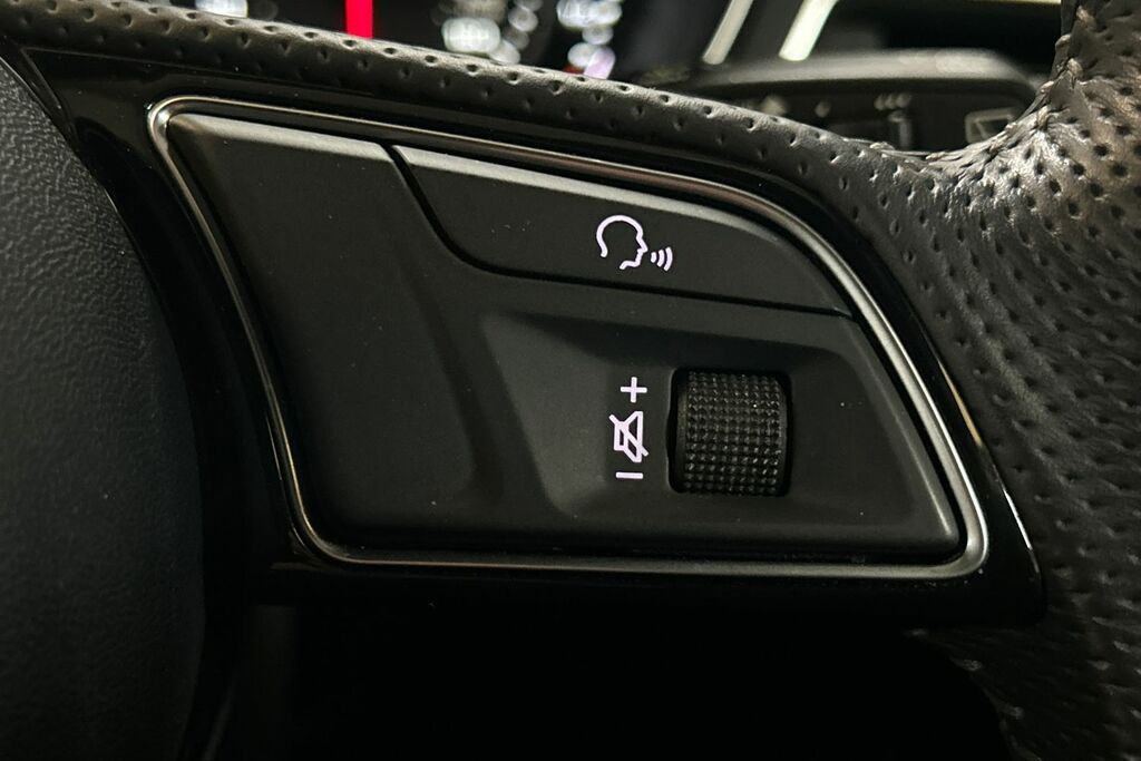 Audi A4 Tdi Sport Black #9