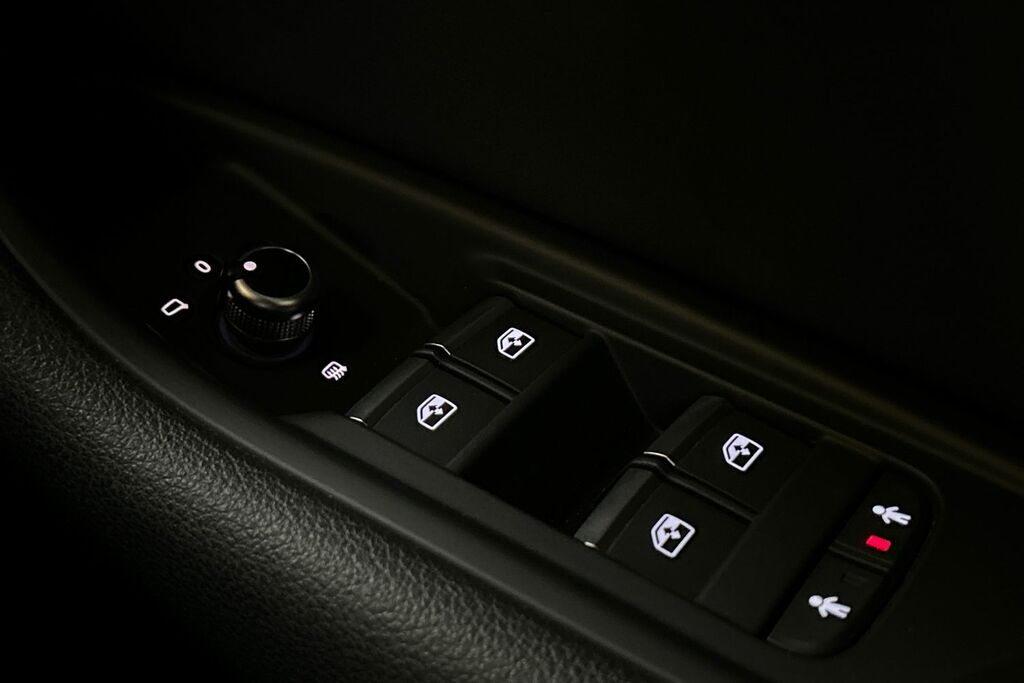 Audi A4 Tdi Sport Black #22