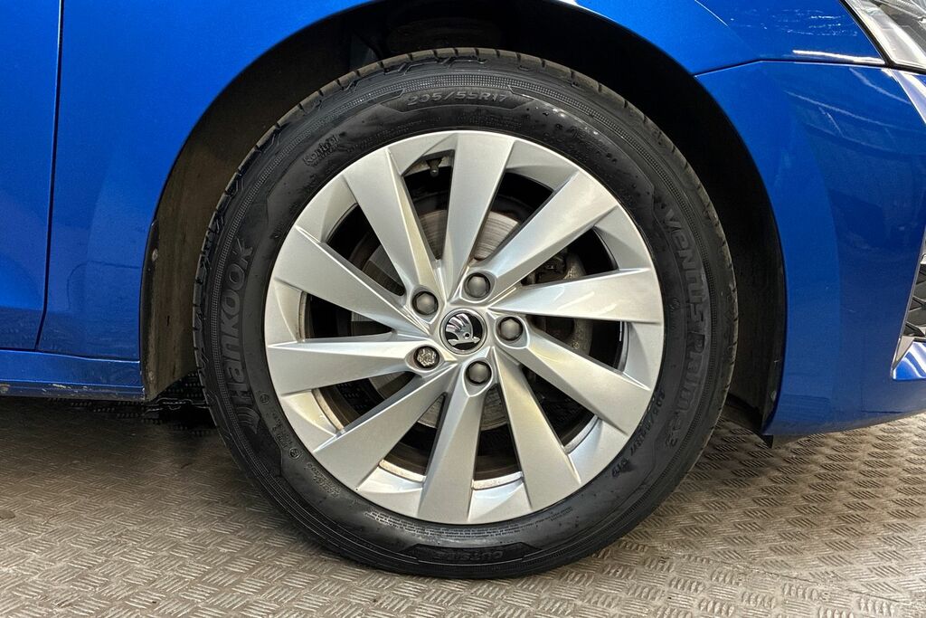 Skoda Octavia 2.0 Tdi 150 First Edition Dsg Blue #5