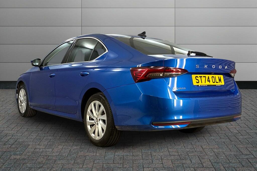Skoda Octavia 2.0 Tdi 150 First Edition Dsg Blue #3