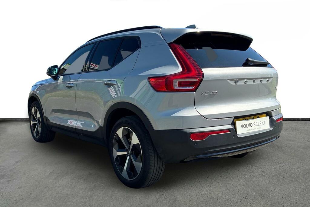 Volvo XC40 Plus, B4 Awd Mild Hybrid, Dark ST22WCX Silver #3