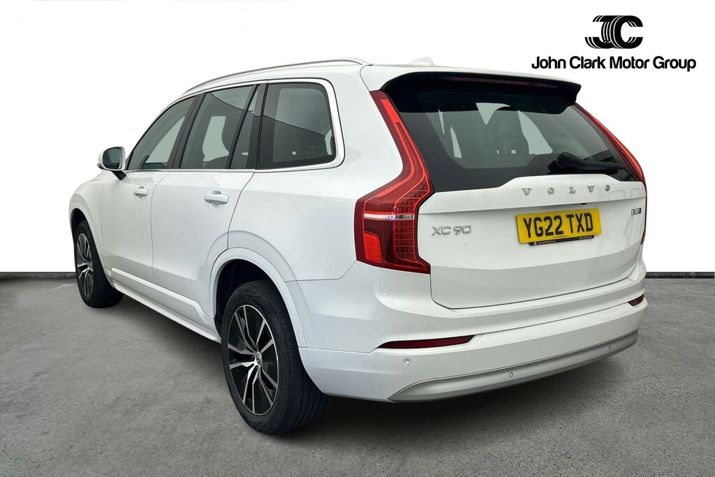 Volvo XC90 Momentum, B5 Awd Mild Hybrid, 7 Seats White #3
