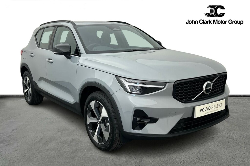 Volvo XC40 Plus, B3 Mild Hybrid, Dark Grey