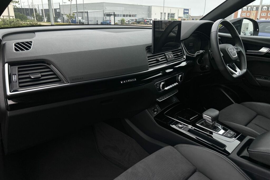 Audi Q5 Black Edition 45 Tfsi Quattro 265 Ps S Tronic SV24XXW Black #2