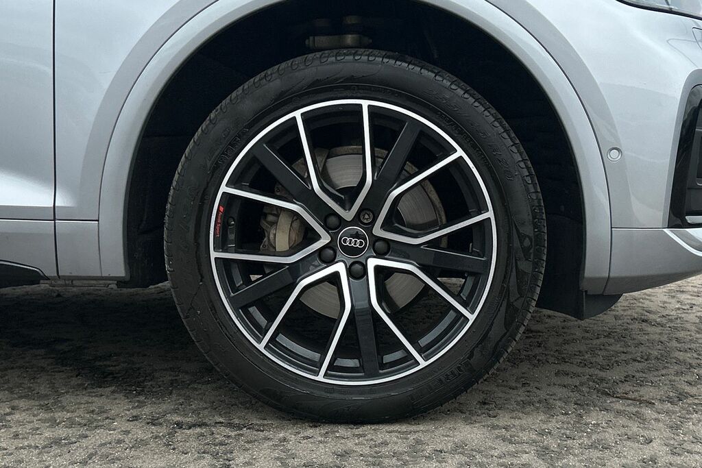Audi Q5 Black Edition 40 Tdi Quattro 204 Ps S Tronic SV74NUK Silver #5