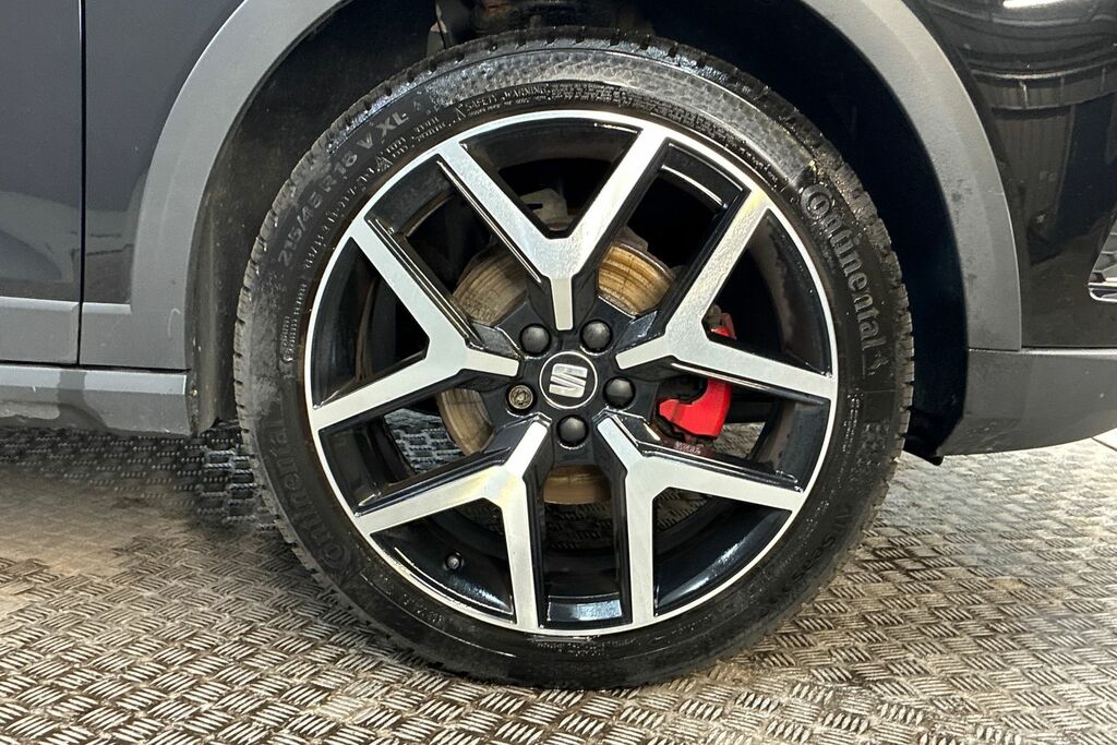 Seat Arona 1.0 Tsi 110 Fr Red Edition Dsg Black #5