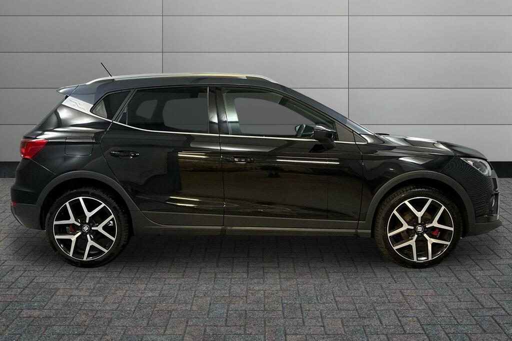 Seat Arona 1.0 Tsi 110 Fr Red Edition Dsg Black #4