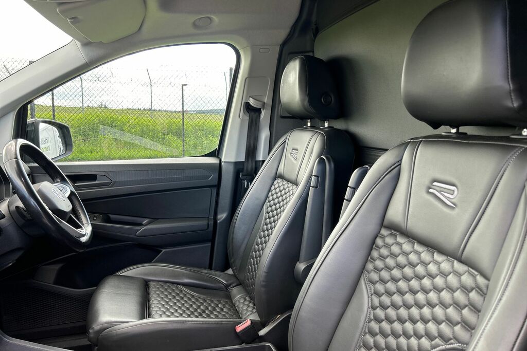 Volkswagen Caddy Commerce White #16