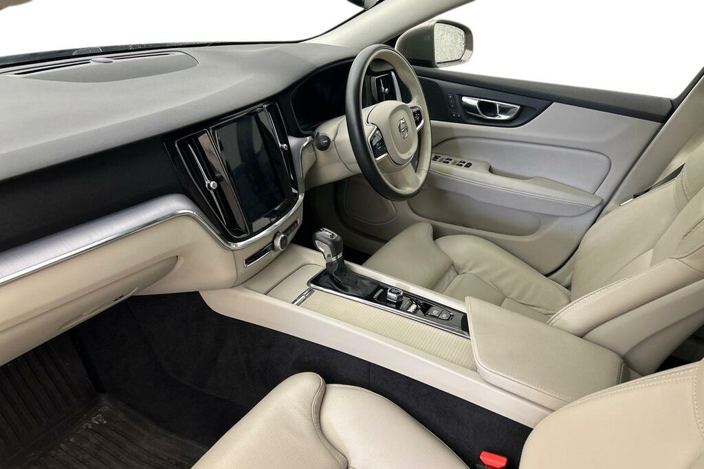 Volvo V60 D4 Awd Plus Grey #2