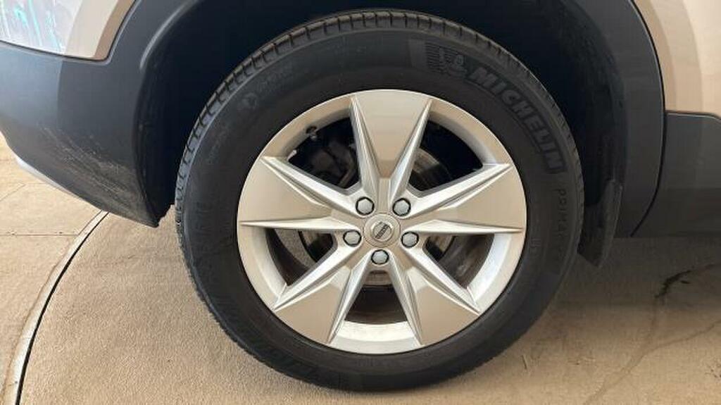 Volvo XC40 2.0 B3p Core CF23ZHL Gold #4