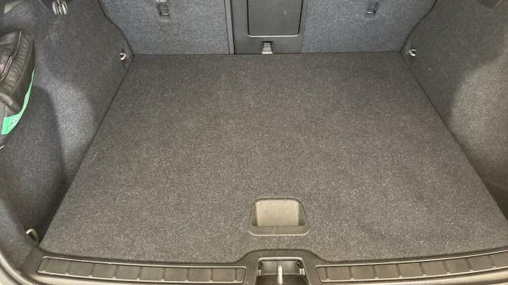 Volvo XC40 2.0 B3p Core CF23ZHL Gold #5