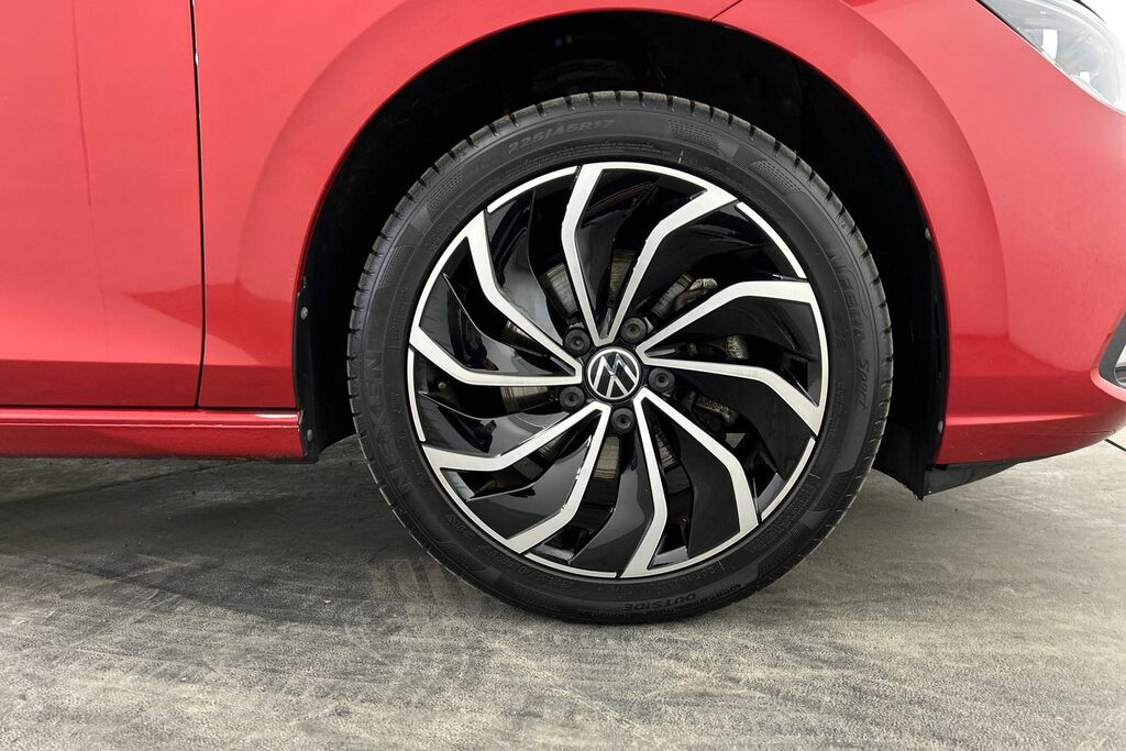 Volkswagen Golf 1.5 Etsi 150 Style Dsg SW73HXD Red #5