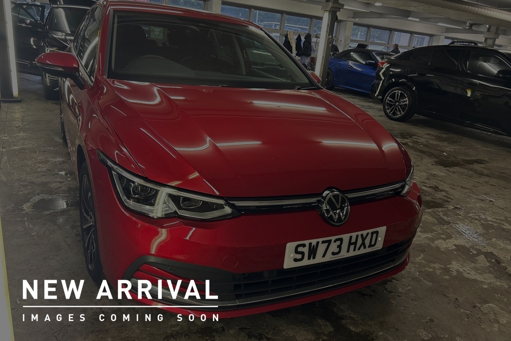 Volkswagen Golf 1.5 Etsi 150 Style Dsg Red