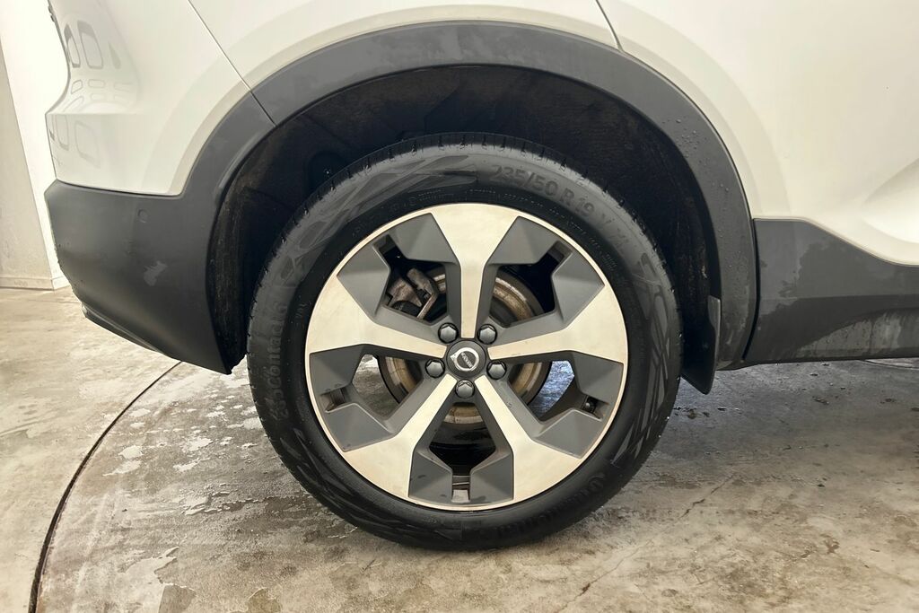 Volvo XC40 Plus, B3 Mild Hybrid, Dark White #5