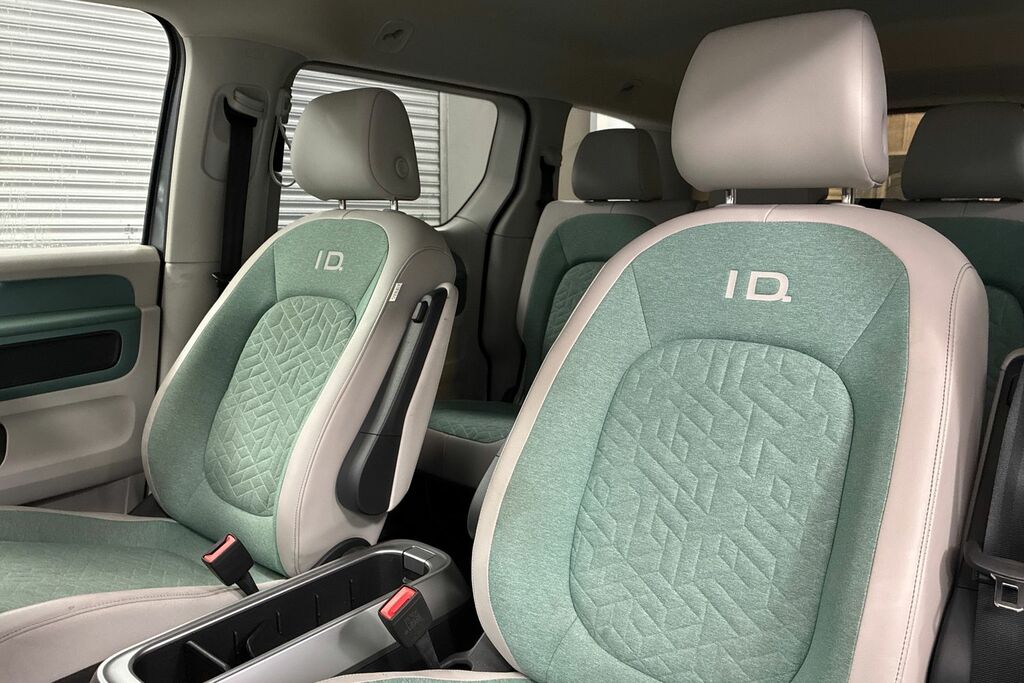 Volkswagen ID.Buzz Commerce Plus White #14