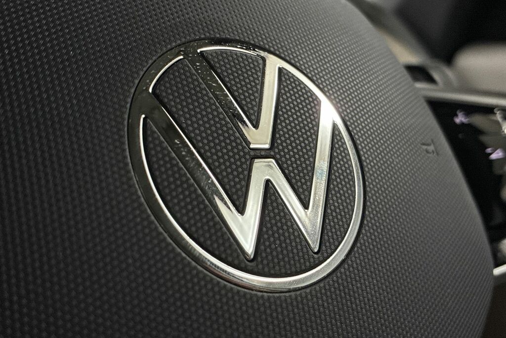 Volkswagen ID.Buzz Commerce Plus White #22