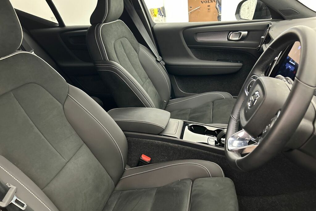 Volvo EX40 Ex40 Blue #25