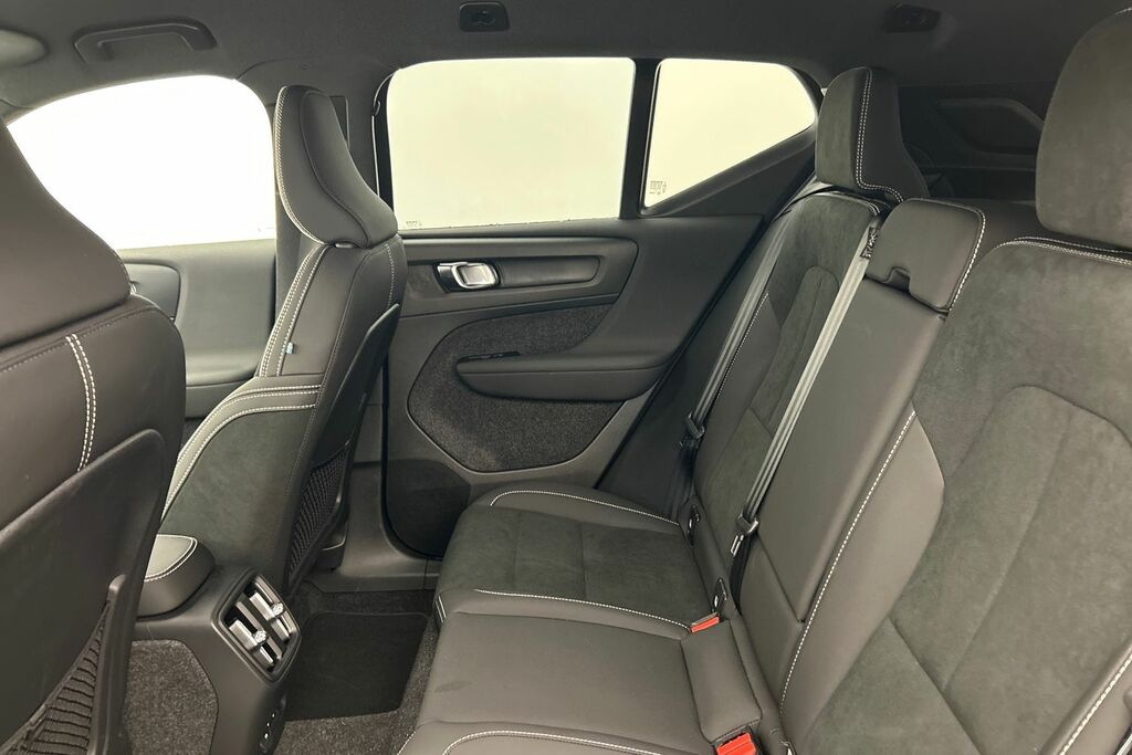 Volvo EX40 Ex40 Blue #17