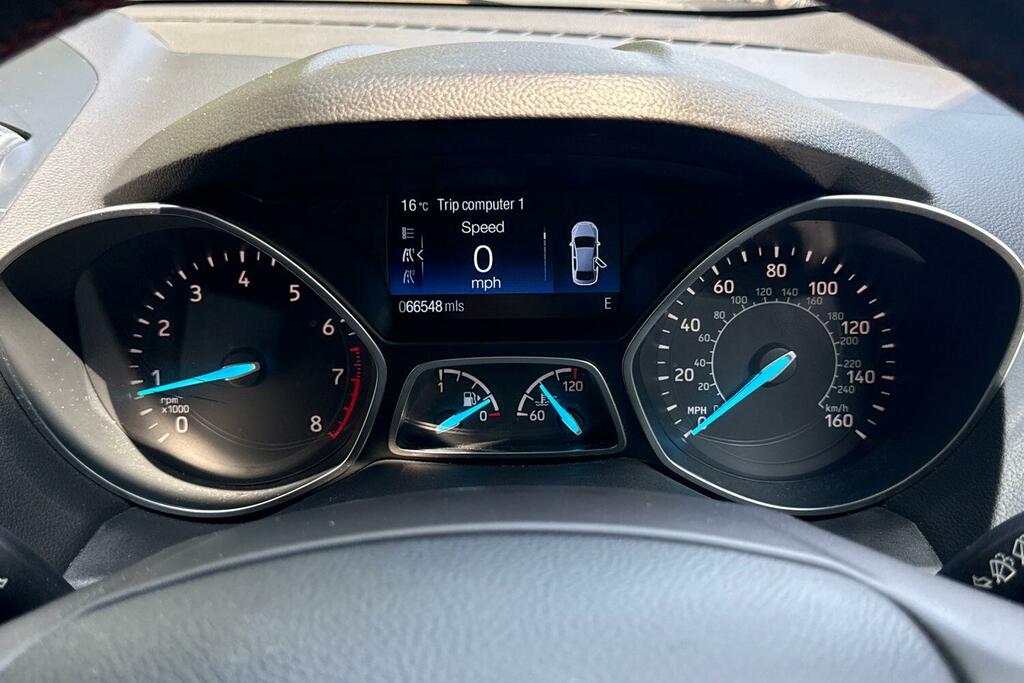 Ford Kuga Titanium White #10
