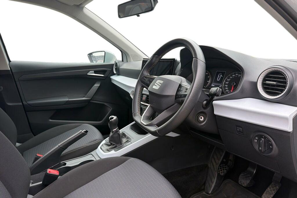 Seat Arona 1.0 Tsi Se Technology White #6