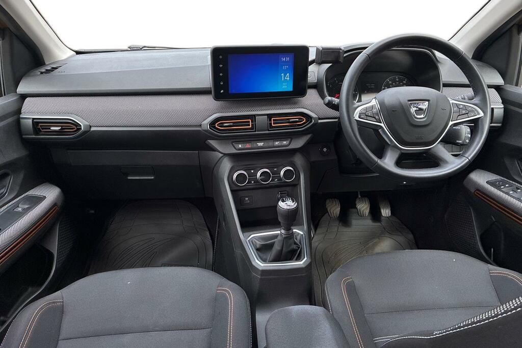 Dacia Sandero Stepway Essential White #10