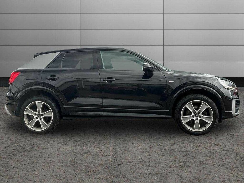 Audi Q2 S Line 1.4 Tfsi Cylinder On Demand 150 Ps S Tronic SX66ERZ Black #4