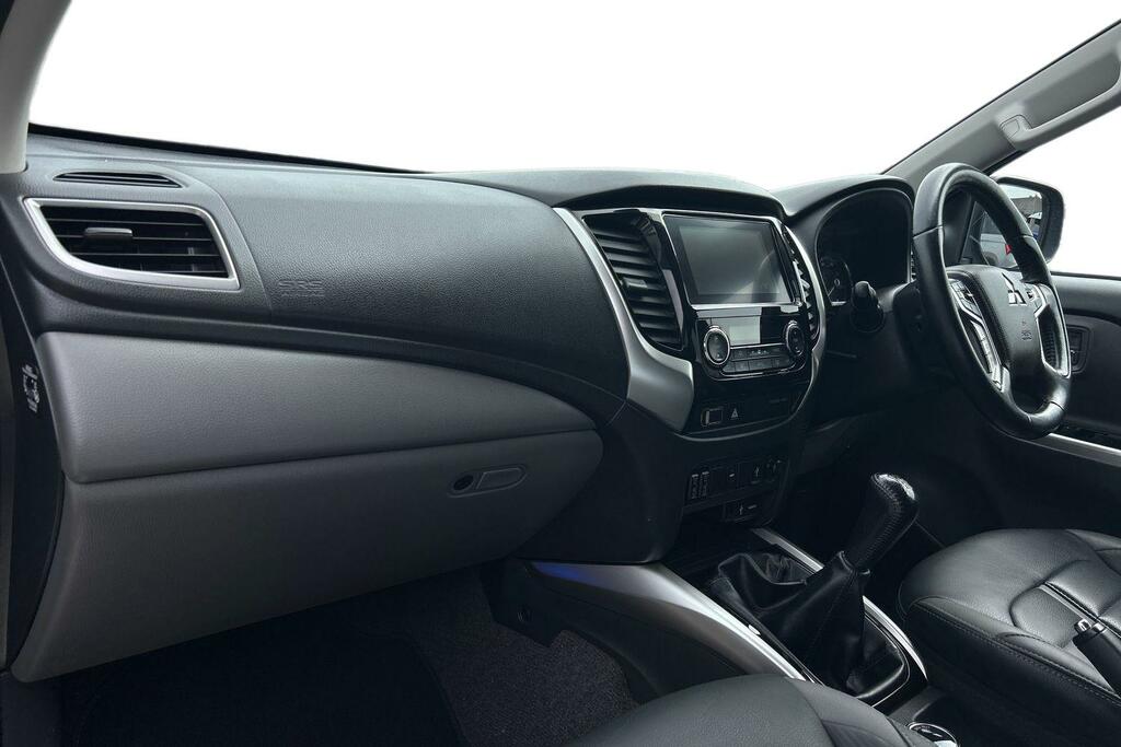 Mitsubishi L200 Double Cab Di-d 178 Barbarian 4Wd Grey #2