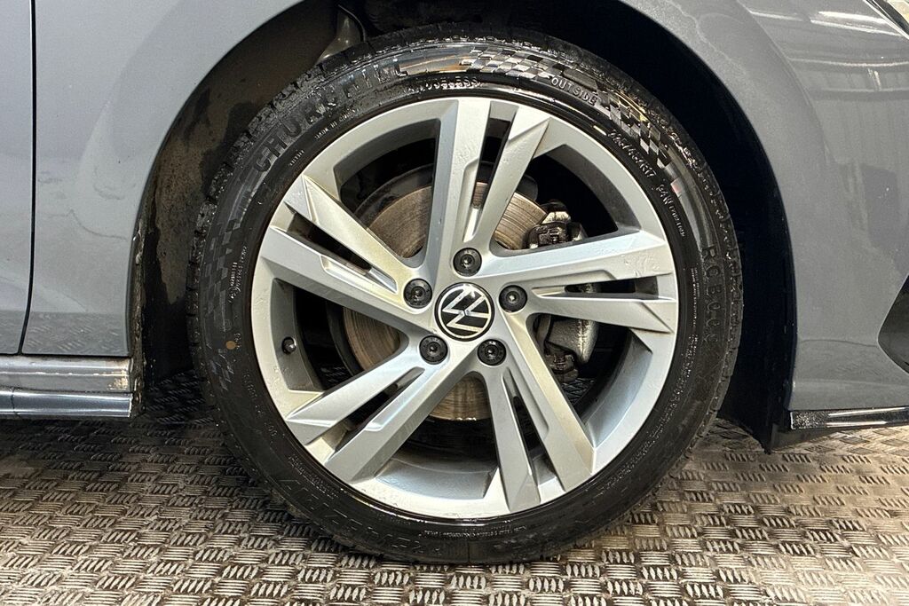 Volkswagen Golf 1.5 Tsi 150 R-line KT23YGD Grey #5