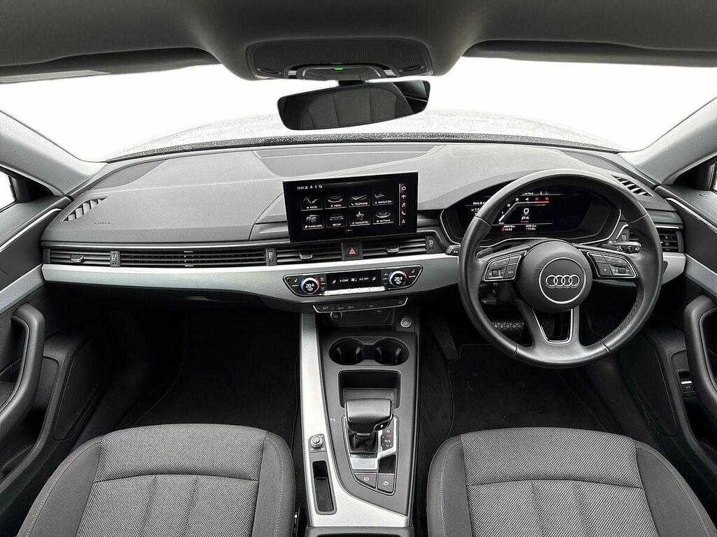 Audi A4 Avant Black Edition Grey #10