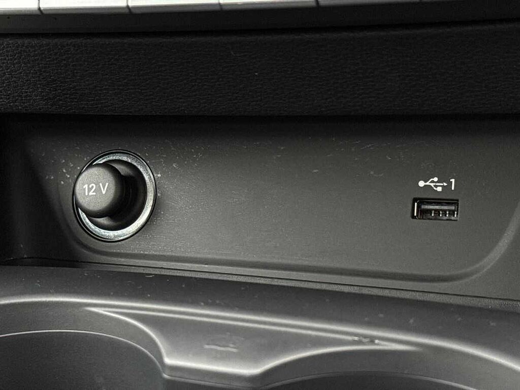 Audi A4 Avant Black Edition Grey #21