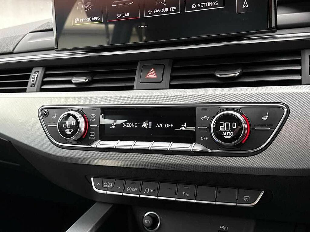 Audi A4 Avant Black Edition Grey #17