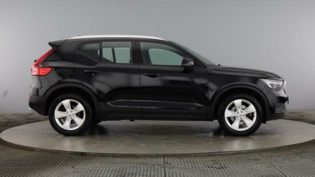 Volvo XC40 2.0 B3p Core Black #2