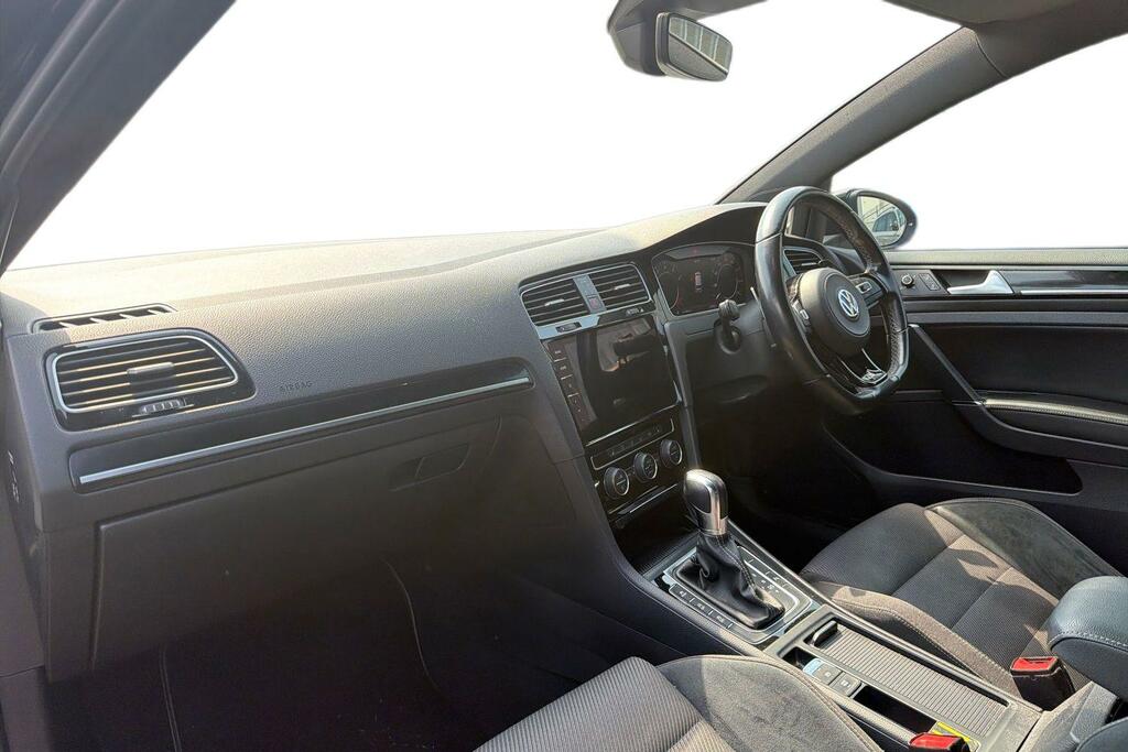 Volkswagen Golf 2.0 Tsi 300 R 4Motion Dsg Black #2