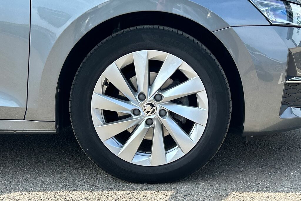 Skoda Octavia 1.5 Tsi 150 E-tec First Edition Dsg Grey #5