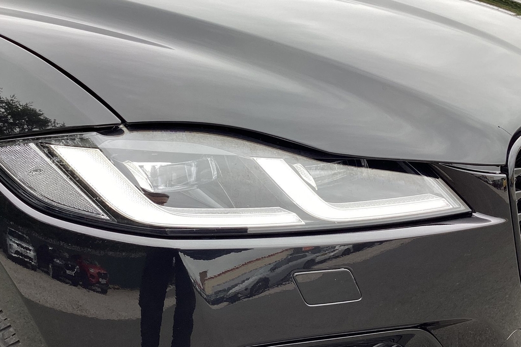 Jaguar F-Pace D200 Awd R-dynamic S Black #17
