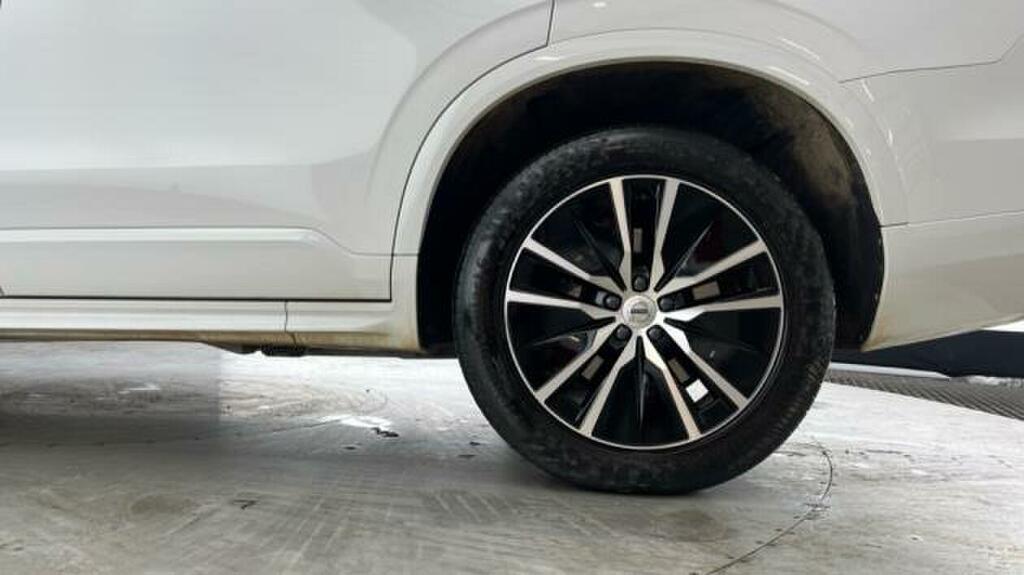 Volvo XC90 2.0 B5d 235 Momentum Awd Geartronic White #4