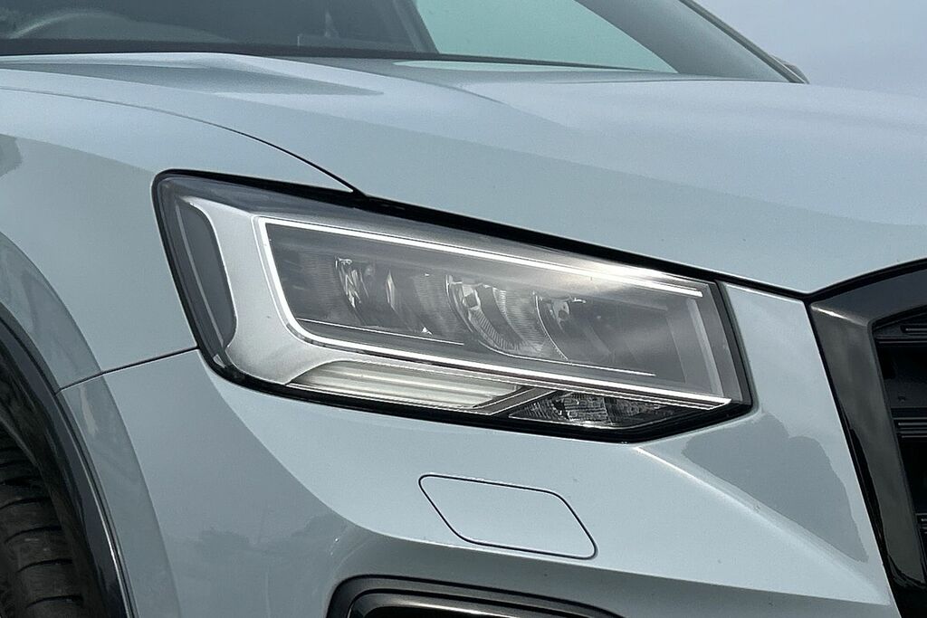 Audi Q2 Suv White #18