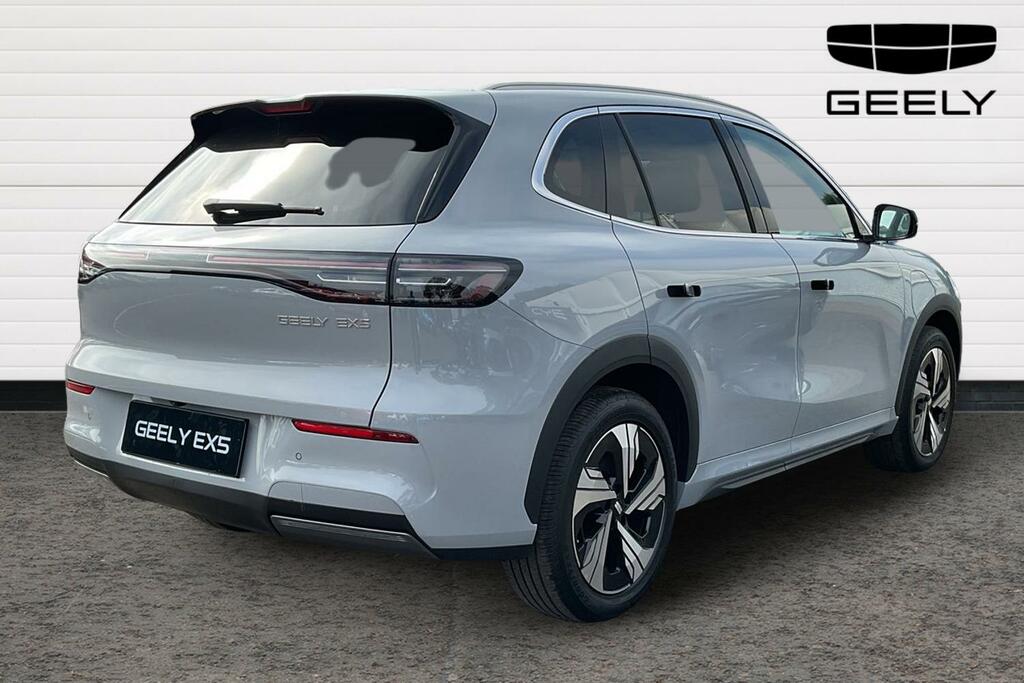 Geely EX5 60.22Kwh Max Suv 218 Ps Silver #3