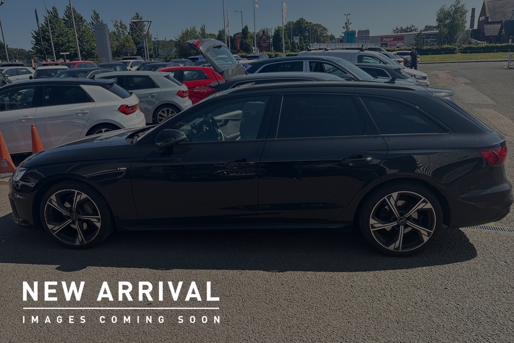 Audi A4 Avant Avant Black Edition 40 Tfsi 204 Ps S Tronic Black #4