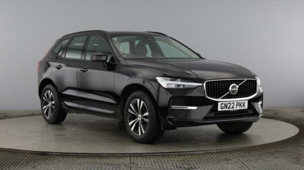 Volvo XC60 2.0 B5p Momentum Awd Geartronic Black
