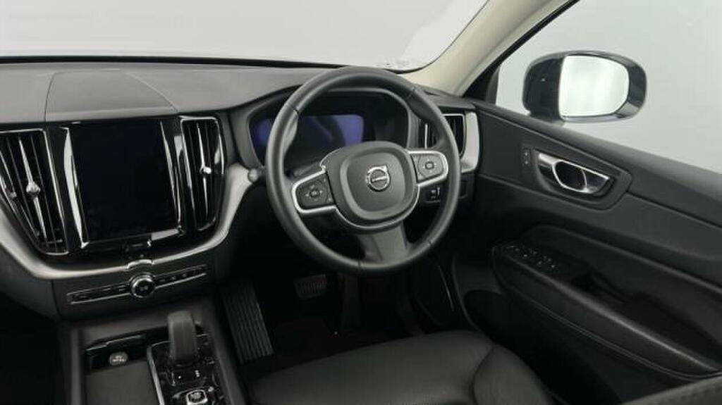 Volvo XC60 Core Black #8