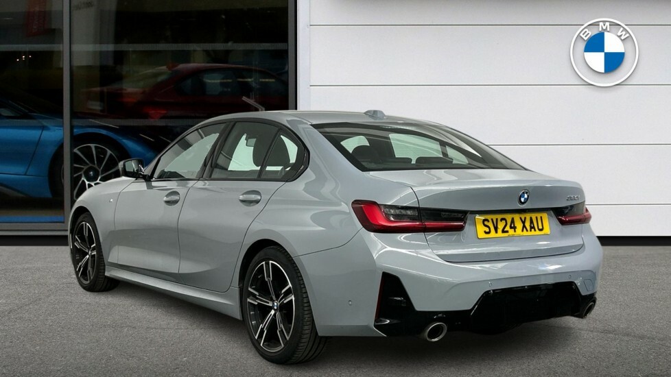 BMW 3 Series 320I M Sport Saloon SV24XAU Grey #2